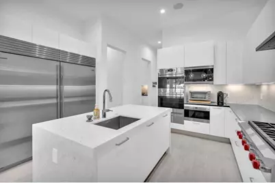 5827  Brookfield Cir W, Hollywood, FL 33312 - Photo 11