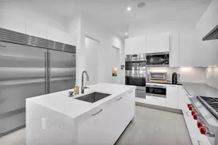 5827 Brookfield Cir W, Hollywood, FL 33312 - Photo 11