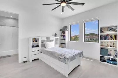 5827  Brookfield Cir W, Hollywood, FL 33312 - Photo 65