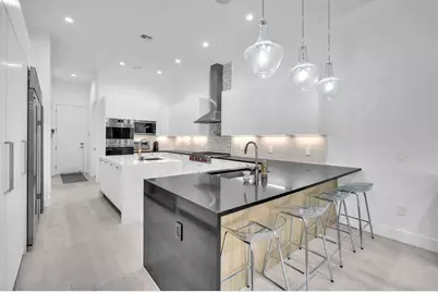 5827  Brookfield Cir W, Hollywood, FL 33312 - Photo 13