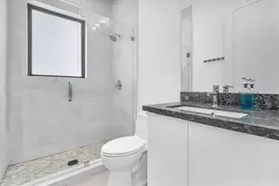 5827 Brookfield Cir W, Hollywood, FL 33312 - Photo 61