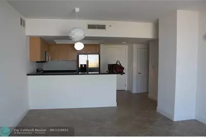 140 S Dixie Hy, Unit #525, Hollywood, FL 33020 - Photo 7