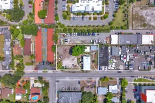 2135 Washington St, Hollywood, FL 33020 - Photo 23