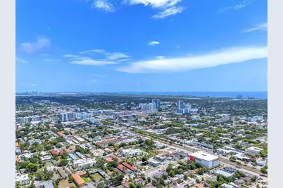 2135  Washington St, Hollywood, FL 33020 - Photo 17