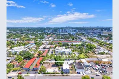 2135  Washington St, Hollywood, FL 33020 - Photo 29