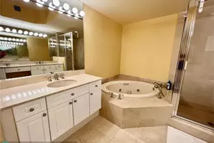 6001 N Ocean Dr, Hollywood, FL 33019 - Photo 25