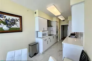 6001 N Ocean Dr, Hollywood, FL 33019 - Photo 19