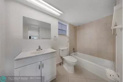 2850 N Palm Aire Dr, Unit #104, Pompano Beach, FL 33069 - Photo 19