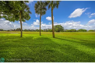 2850 N Palm Aire Dr, Unit #104, Pompano Beach, FL 33069 - Photo 23