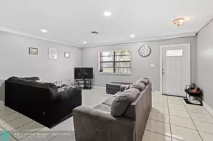 2721 NW 22nd St, Fort Lauderdale, FL 33311 - Photo 15