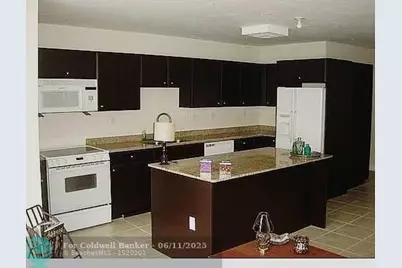 236 E 56th St, Hialeah, FL 33013 - Photo 5