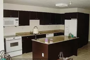 236 E 56th St, Hialeah, FL 33013 - Photo 5