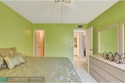 204  Burgundy E, Unit #204, Delray Beach, FL 33484 - Photo 11