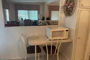 1888 SW 85th Ave, Davie, FL 33324 - Photo 11