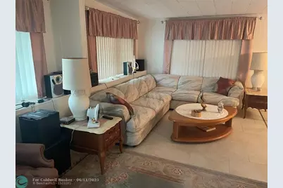 1888 SW 85th Ave, Davie, FL 33324 - Photo 5