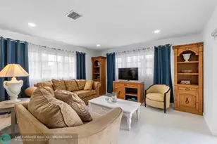 2270 SE 5th St, Pompano Beach, FL 33062 - Photo 1