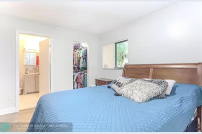 10675 W Clairmont Cir, Unit #202, Fort Lauderdale, FL 33321 - Photo 11