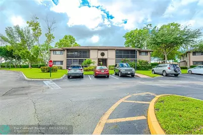10675 W Clairmont Cir, Unit #202, Fort Lauderdale, FL 33321 - Photo 17