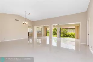 10821 Greentrail Dr, Boynton Beach, FL 33436 - Photo 5