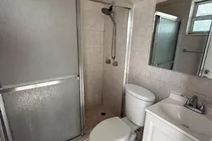 2213 Lincoln St, Hollywood, FL 33020 - Photo 11