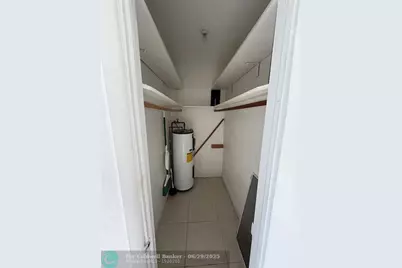 2213  Lincoln St, Hollywood, FL 33020 - Photo 9