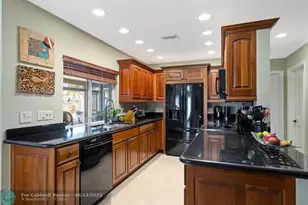 2750 NE 45th St, Lighthouse Point, FL 33064 - Photo 5