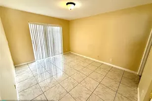 10400 Boynton Pl Cir, Boynton Beach, FL 33437 - Photo 5