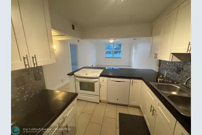 336 N Birch Road, Unit #2-C, Fort Lauderdale, FL 33304 - Photo 9