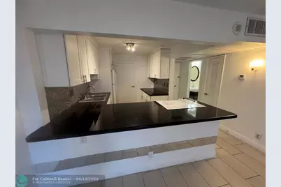 336 N Birch Road, Unit #2-C, Fort Lauderdale, FL 33304 - Photo 11