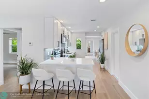 860 NE 34th St, Oakland Park, FL 33334 - Photo 9