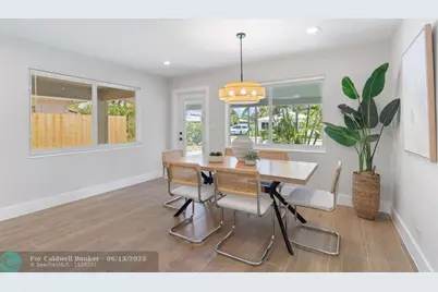 860 NE 34th St, Oakland Park, FL 33334 - Photo 11