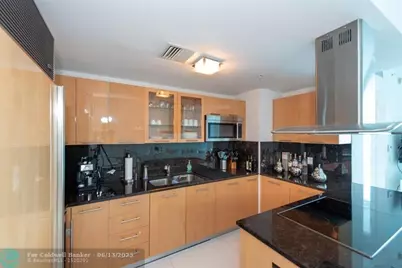 6899  Collins Ave, Unit #908, Miami Beach, FL 33141 - Photo 7