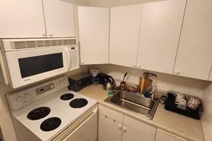 1801 NE 62nd St, Fort Lauderdale, FL 33308 - Photo 9