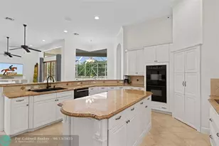 14363 Drafthorse Ln, Wellington, FL 33414 - Photo 9