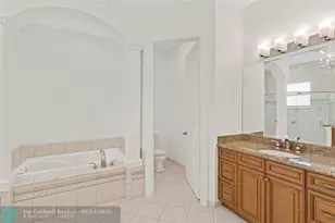 14363 Drafthorse Ln, Wellington, FL 33414 - Photo 23