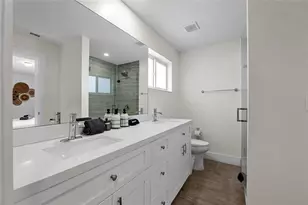 2621 NE 20th St, Pompano Beach, FL 33064 - Photo 15