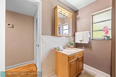 3847 S Circle Dr, Unit #11, Hollywood, FL 33021 - Photo 21