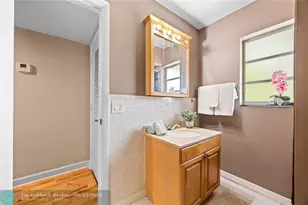 3847 S Circle Dr, Hollywood, FL 33021 - Photo 21