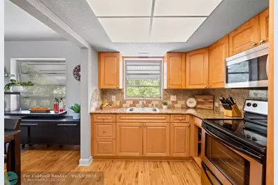 3847 S Circle Dr, Unit #11, Hollywood, FL 33021 - Photo 11