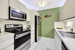 3405 Bimini Ln, Coconut Creek, FL 33066 - Photo 9