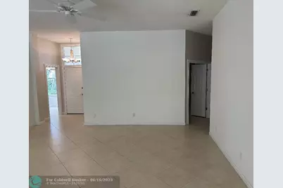 2527 SW Greenwich Way, Palm City, FL 34990 - Photo 27