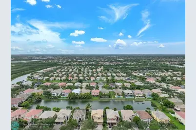 16389 SW 31st St, Miramar, FL 33027 - Photo 43