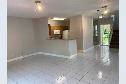 16045  Emerald Cove Rd, Unit #16045, Weston, FL 33331 - Photo 9