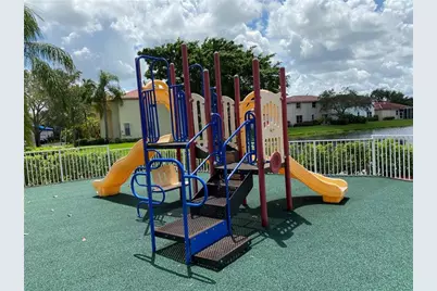 16045  Emerald Cove Rd, Unit #16045, Weston, FL 33331 - Photo 41