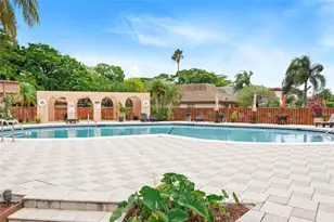 2516 SW 74th Terrace, Davie, FL 33317 - Photo 21