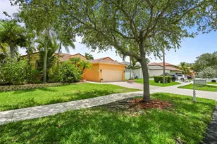 16332 N Segovia Circle, Fort Lauderdale, FL 33331 - Photo 5