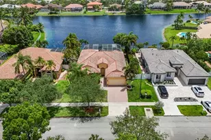 16332 N Segovia Circle, Fort Lauderdale, FL 33331 - Photo 9