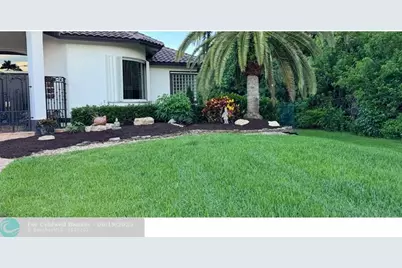 11720 NW 9th St, Plantation, FL 33325 - Photo 3