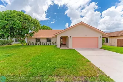 2600 SW 23rd Cranbrook Dr, Boynton Beach, FL 33436 - Photo 1