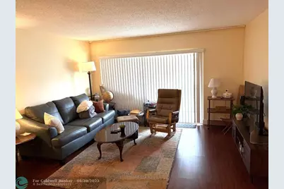3571  Inverrary Dr, Unit #209, Lauderhill, FL 33319 - Photo 5